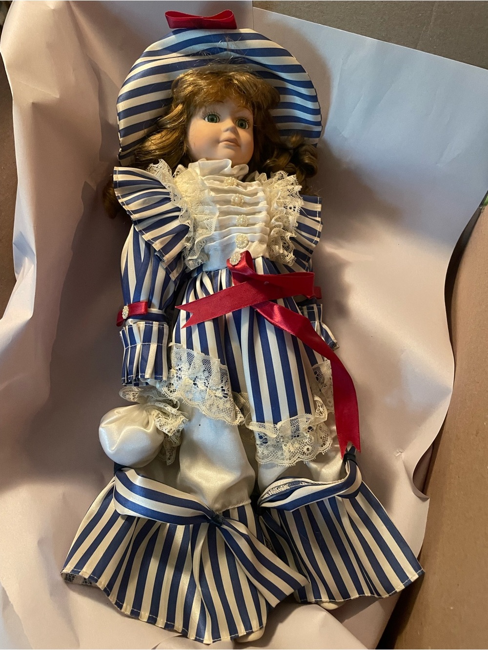 4 vintage porcelain ceramic dolls appx 16”